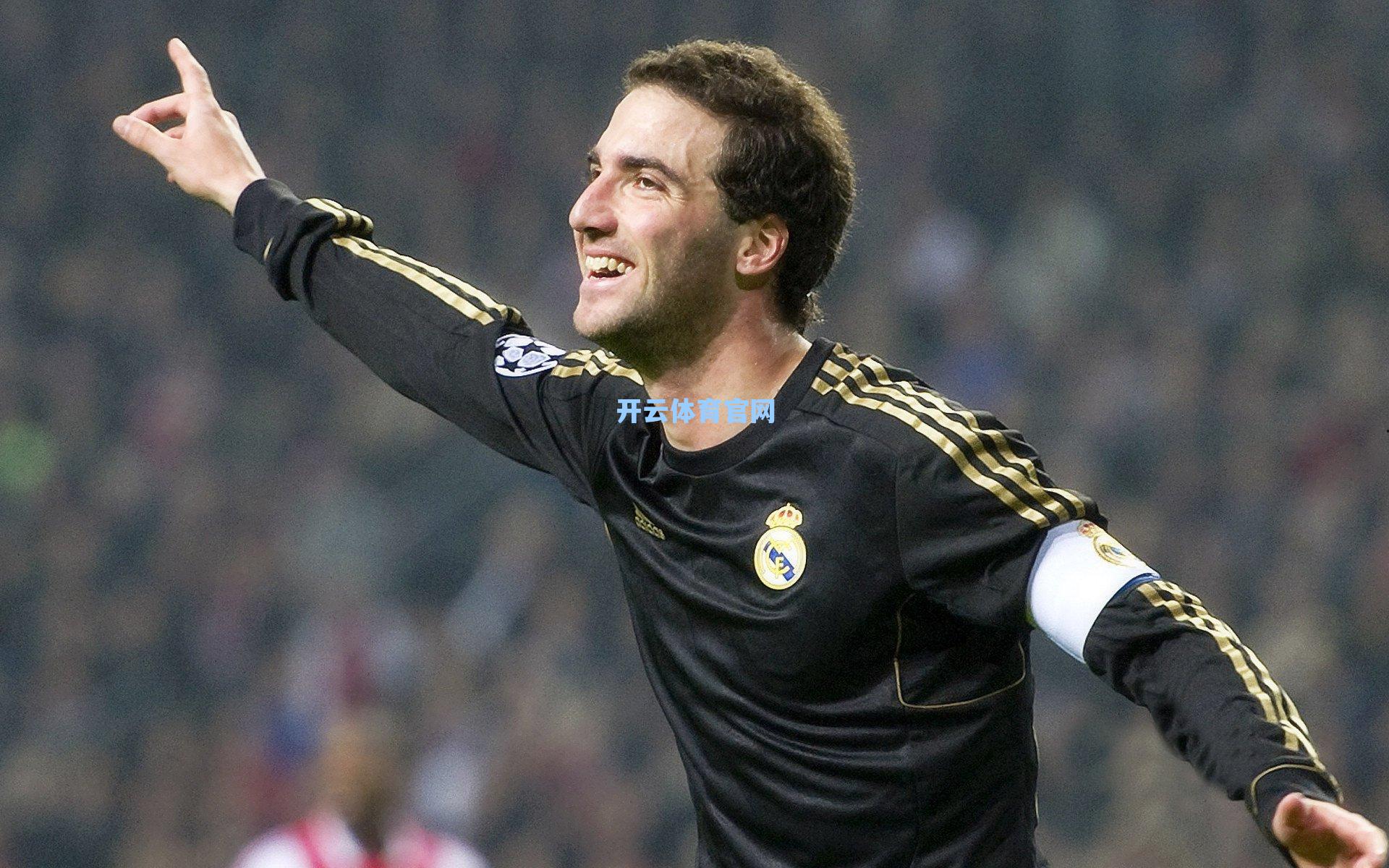 萨城风暴！国王管理层破釜沉舟，队内所有球员均被摆上交易货架